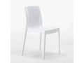 Chaise blanche, 200 x 200 x 190 cm